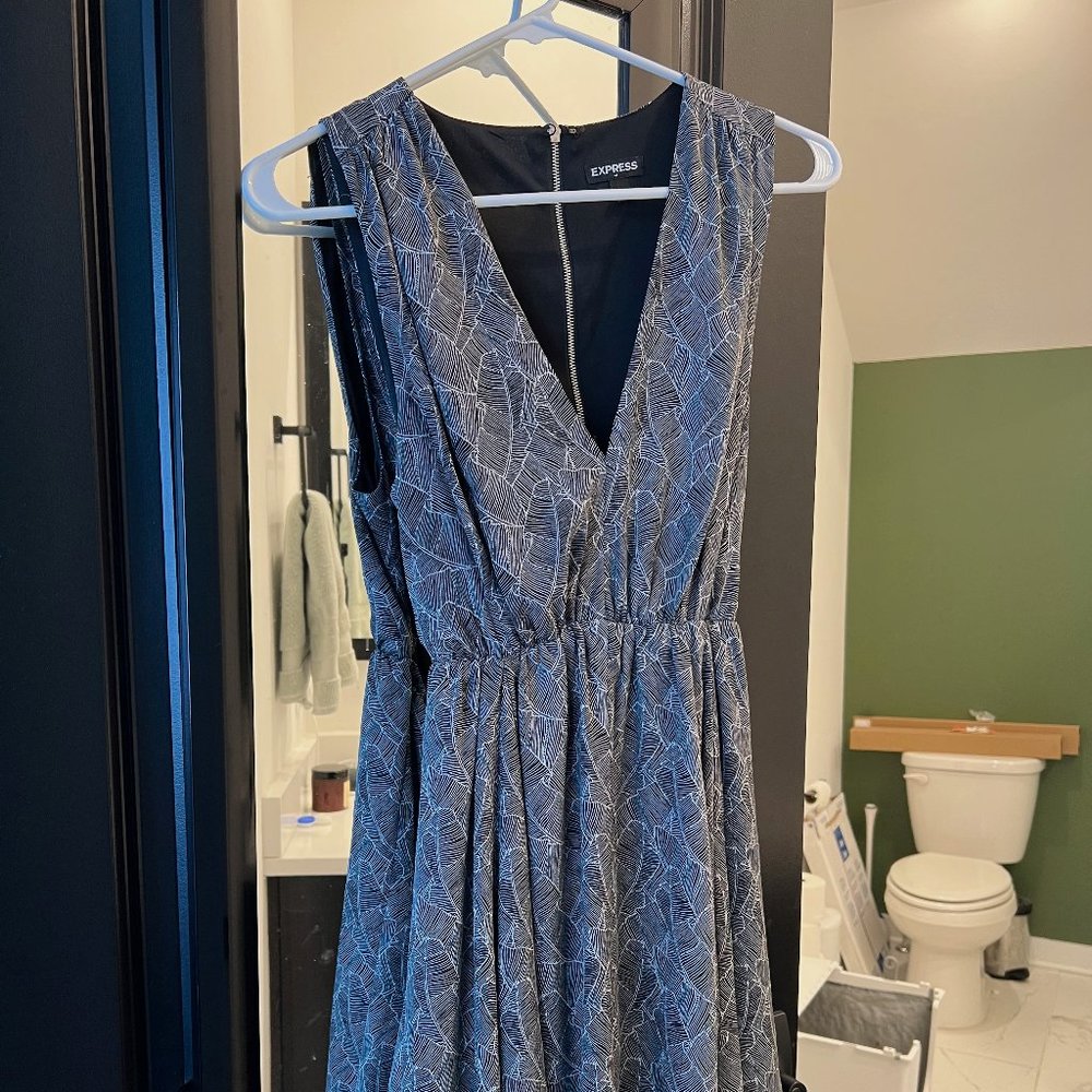 Express Open Back Cocktail Dress size 4